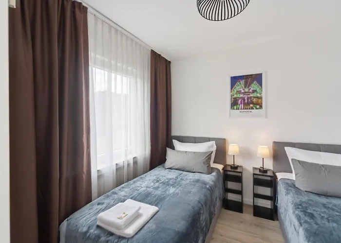 Schoenes * Wuppertal